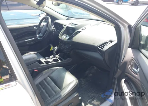 2018 Ford Escape Titanium из США, поврежденный, VIN 1FMCU0J99JUC85530